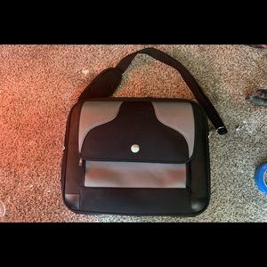Dell laptop briefcase